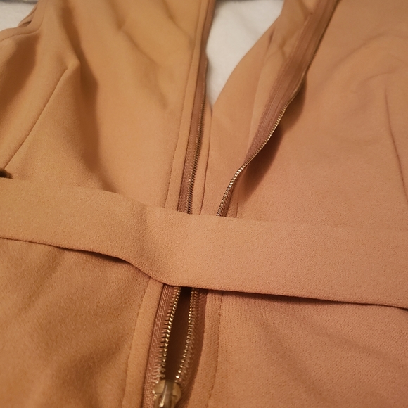 Classy/Sexy Beige Dress Size L 0003 - Picture 4 of 11